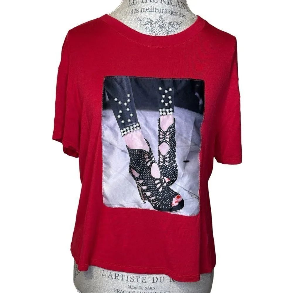 Starlet Red Graphic Shoe T-Shirt with Studded Pearl Like Embellishments XL